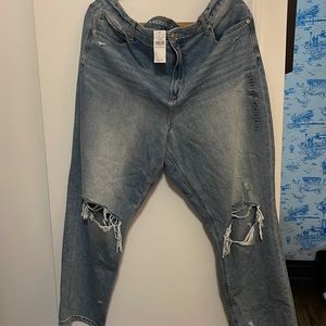 NWT American Eagle Distressed Mom Jeans Size 20